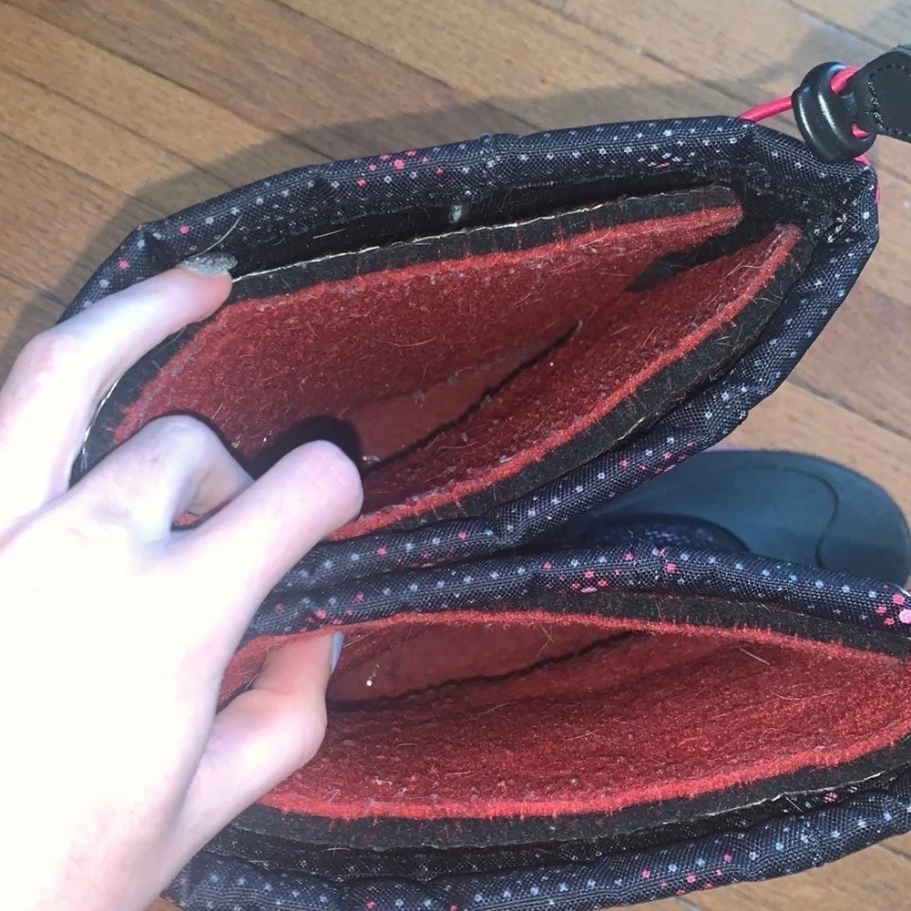 Kamik Girl’s‎ Rocket 2 Black and Pink Winter Snow Boots Size Six